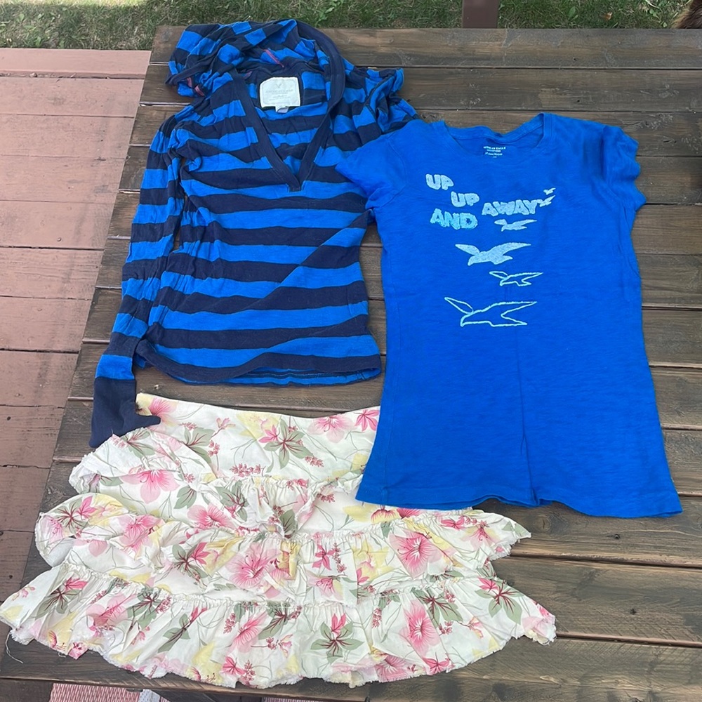 Vintage American Eagle Clothes - image 1